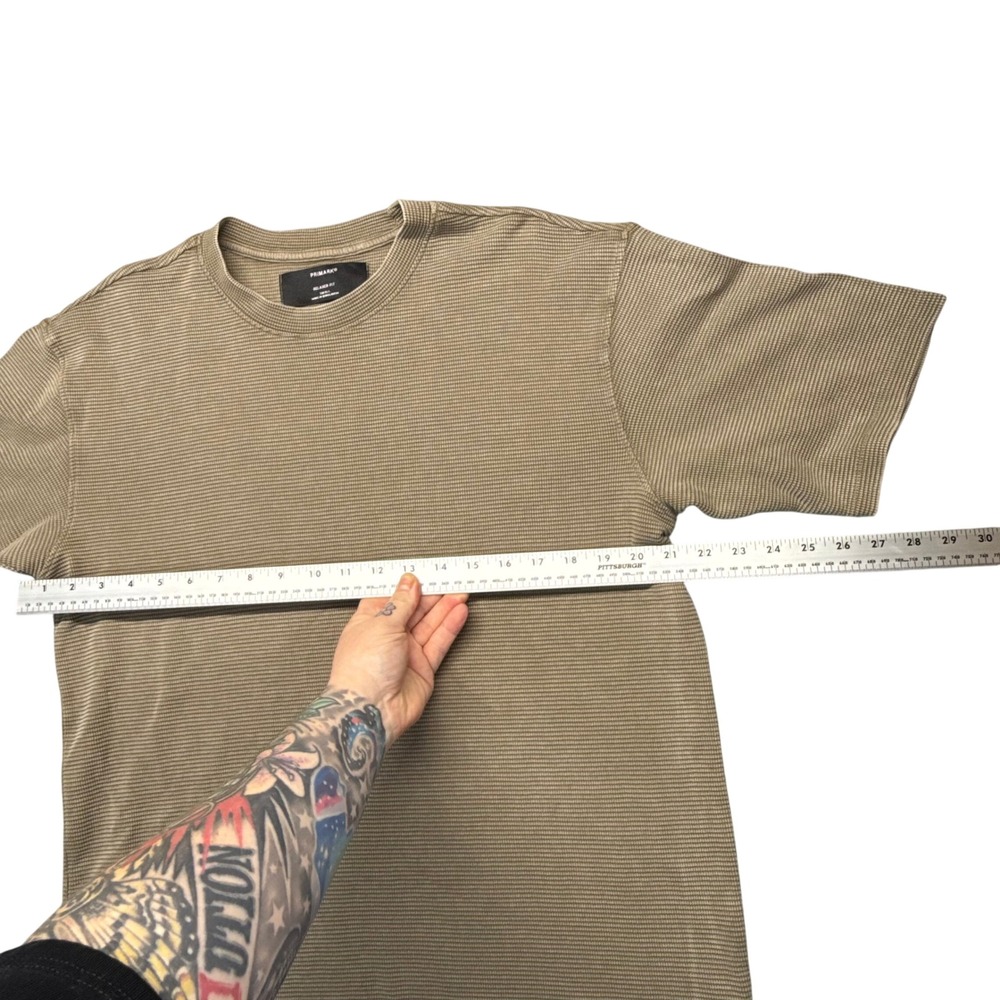 Primark T-Shirt Mens Small Tan Relaxed Fit Micro-Stripe Textured Waffle Knit Tee - Picture 4 of 6